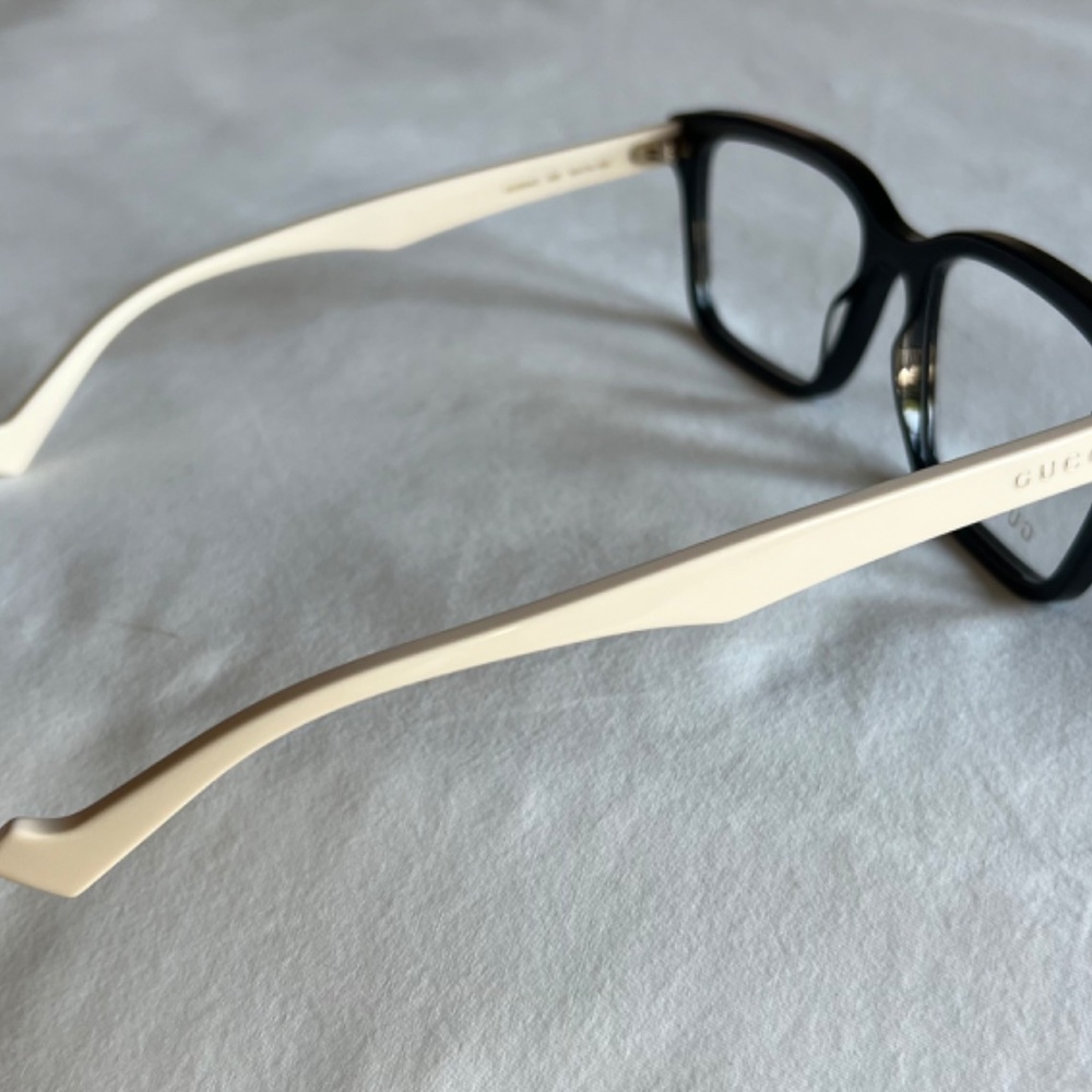 Gucci Frames - image 6